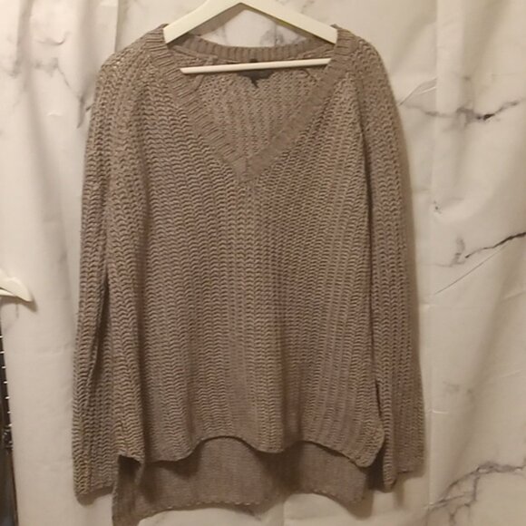 BCBG chunky knit sweater M - Picture 2 of 7